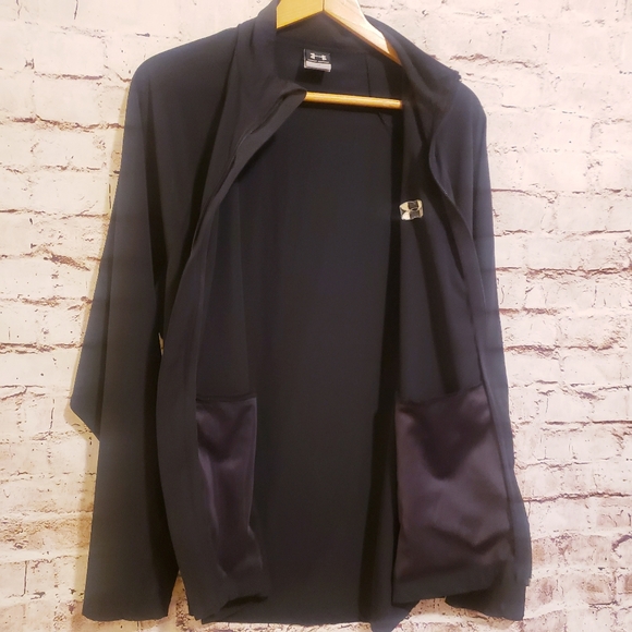 Under Armour Loose Fit Lightweight Jacket Large - Picture 3 of 5